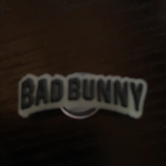 Crocs Bad Bunny Croc bundle - Picture 3 of 5